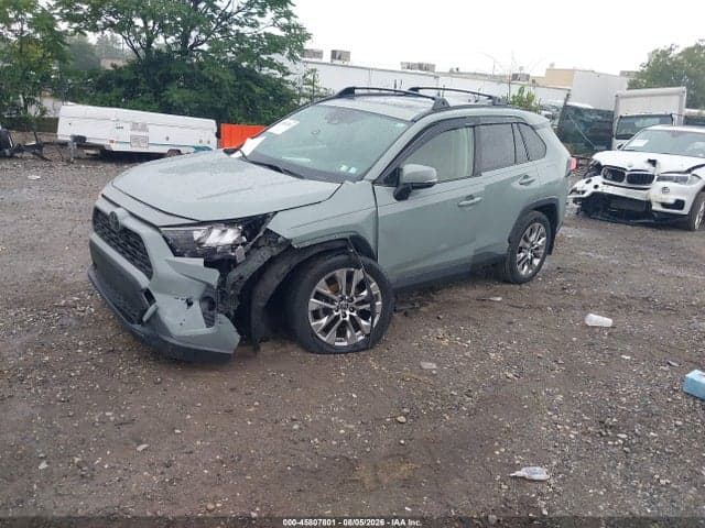 2019 TOYOTA RAV4 XLE PREMIUM 2