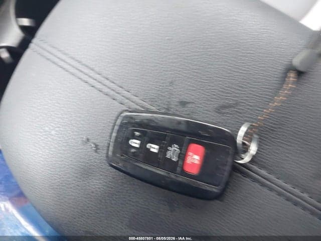 2019 TOYOTA RAV4 XLE PREMIUM 11