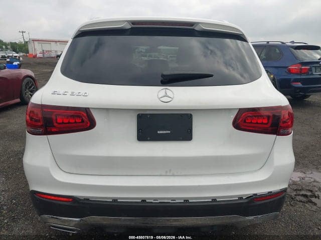 2021 MERCEDES-BENZ GLC 300 SUV 17