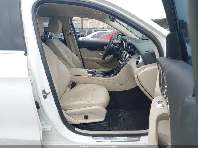2021 MERCEDES-BENZ GLC 300 SUV 5