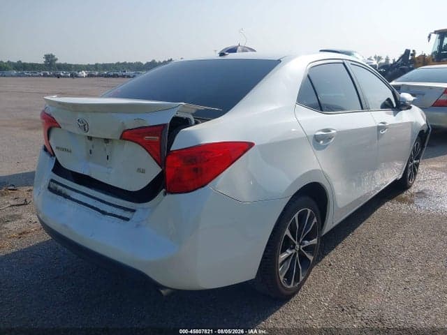 2018 TOYOTA COROLLA SE 4