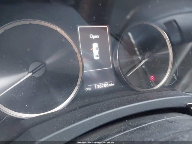 2018 LEXUS IS 300 7