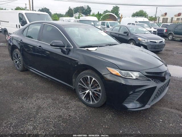 2020 TOYOTA CAMRY SE - 1