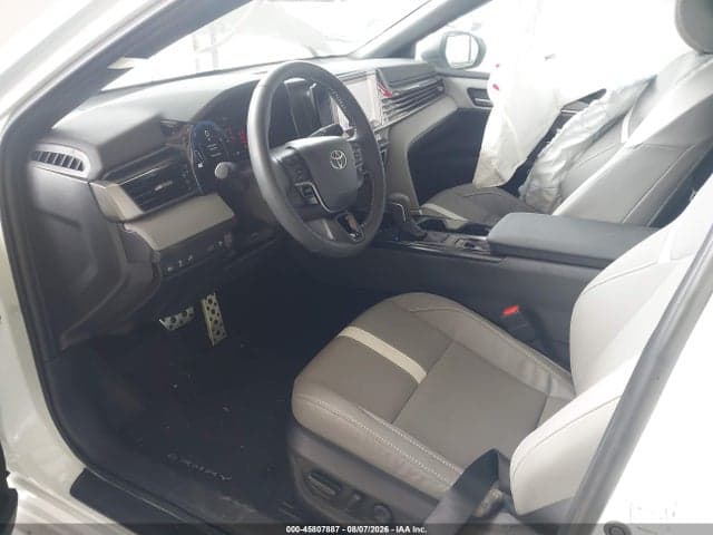 2026 TOYOTA CAMRY SE 5