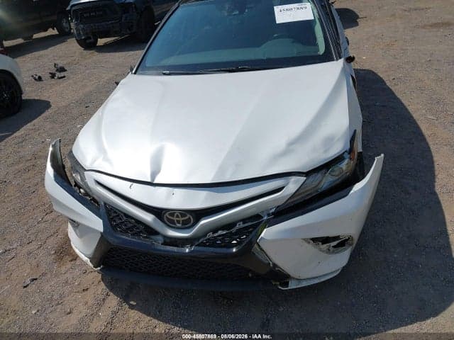 2019 TOYOTA CAMRY XSE 6