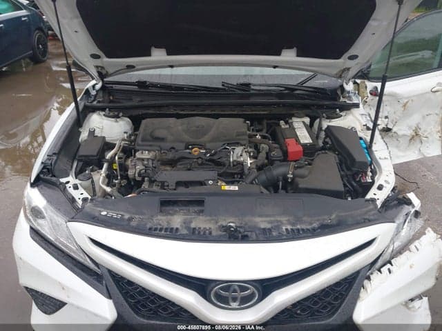 2020 TOYOTA CAMRY XSE 10