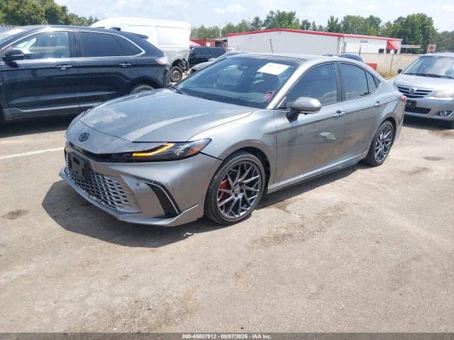 2025 TOYOTA CAMRY XSE 2