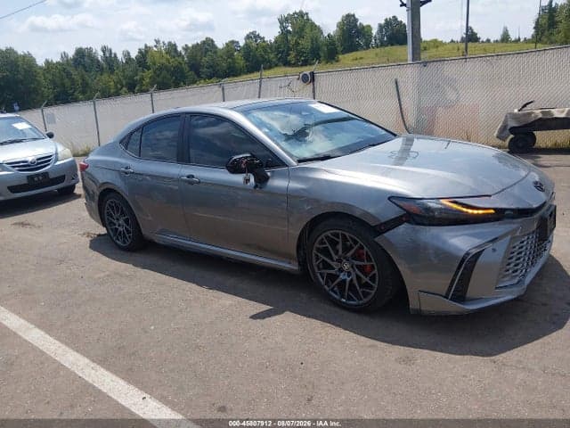 2025 TOYOTA CAMRY XSE 14