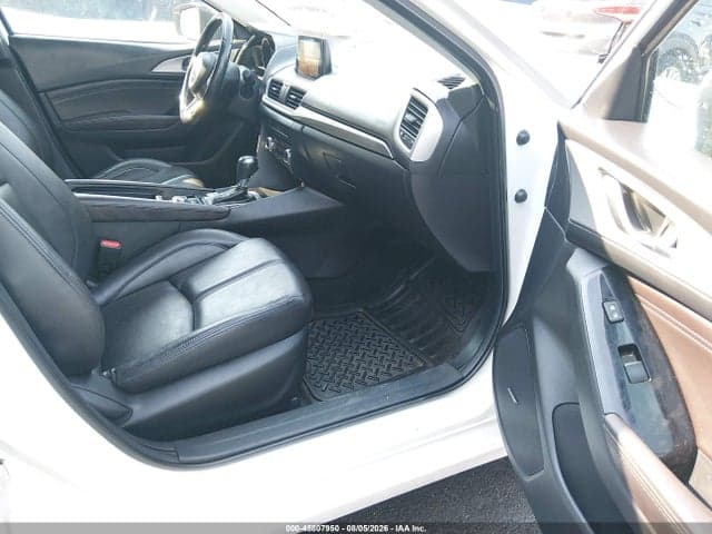 2017 MAZDA MAZDA3 TOURING 5