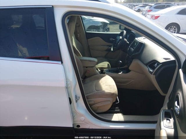 2019 JEEP CHEROKEE LATITUDE 5