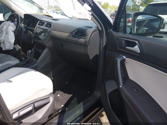 2018 VOLKSWAGEN TIGUAN 2.0T SE/2.0T SEL 5