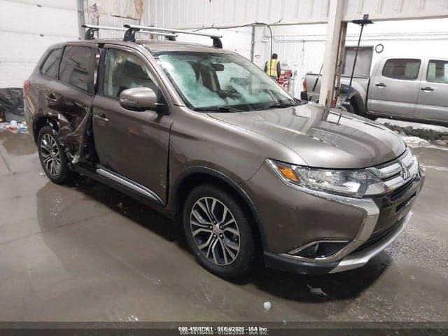 2018 MITSUBISHI OUTLANDER SE - 1