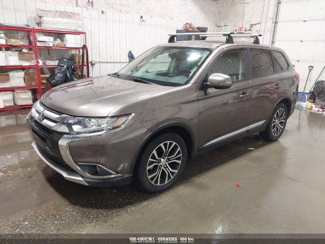 2018 MITSUBISHI OUTLANDER SE 2