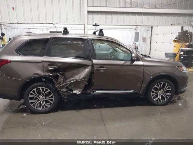 2018 MITSUBISHI OUTLANDER SE 6