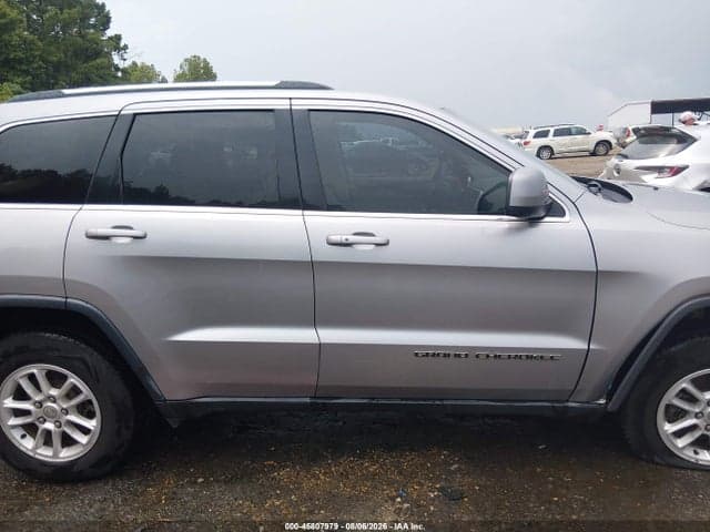 2020 JEEP GRAND CHEROKEE LAREDO E 4X2 13
