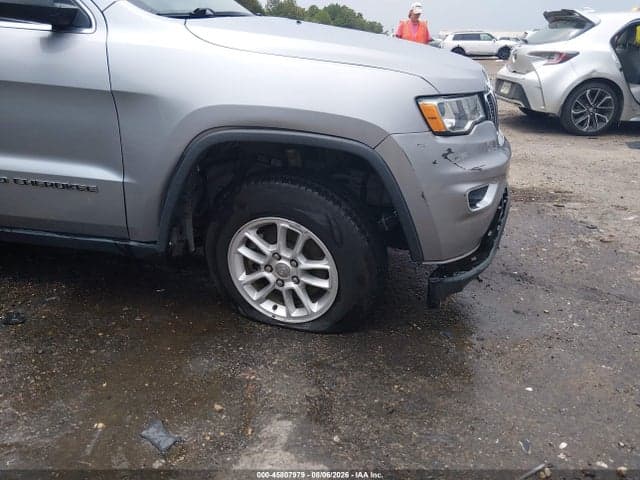 2020 JEEP GRAND CHEROKEE LAREDO E 4X2 18