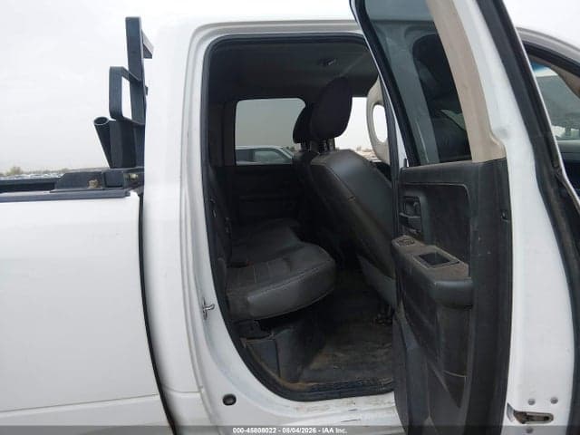 2017 RAM 1500 TRADESMAN 4X4 6'4 BOX 8