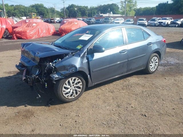 2017 TOYOTA COROLLA LE 2