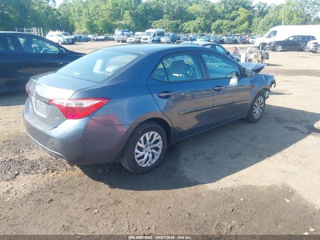 2017 TOYOTA COROLLA LE 4