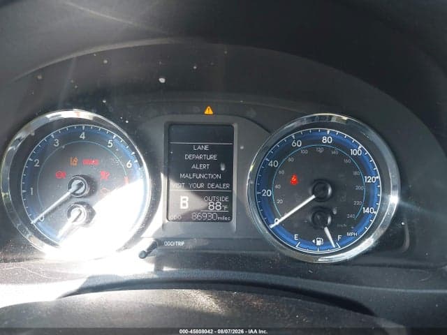 2017 TOYOTA COROLLA LE 7