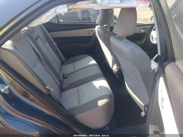 2017 TOYOTA COROLLA LE 8