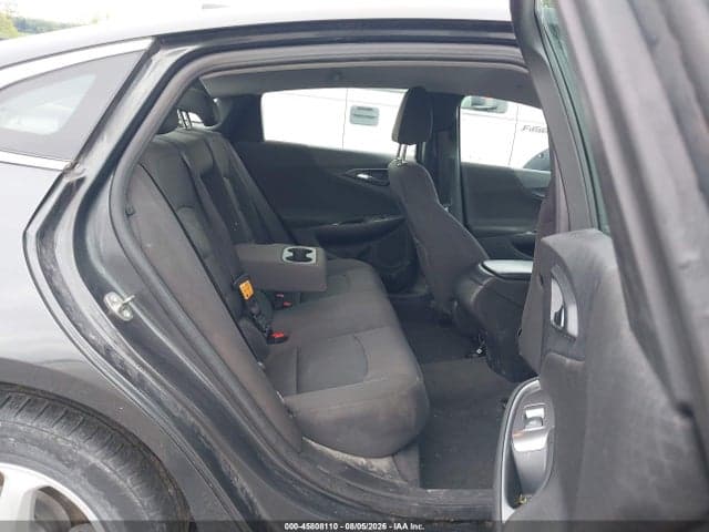 2017 CHEVROLET MALIBU 1FL 8