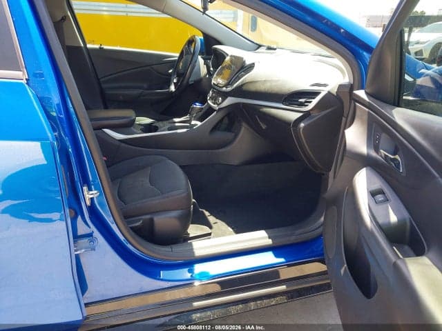 2017 CHEVROLET VOLT LT 5