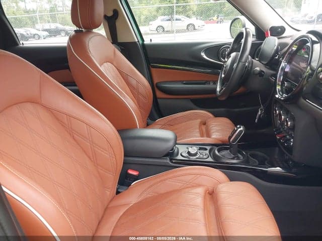 2022 MINI CLUBMAN COOPER S 5