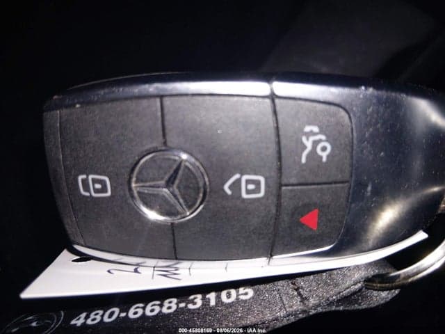 2021 MERCEDES-BENZ A 220 11