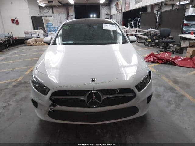2021 MERCEDES-BENZ A 220 12