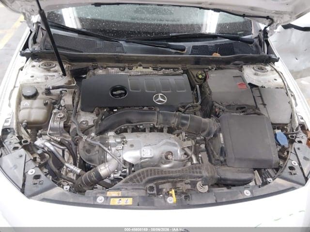 2021 MERCEDES-BENZ A 220 10