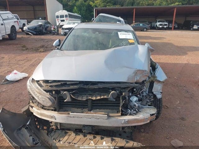 2018 HONDA ACCORD EX 12