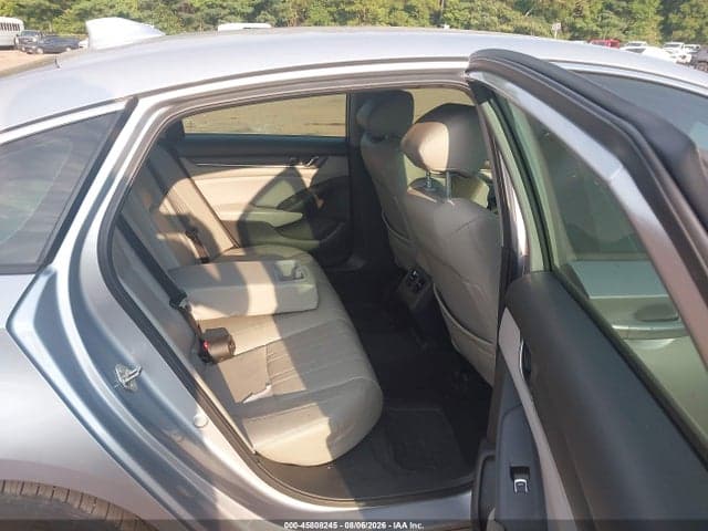 2018 HONDA ACCORD EX 8