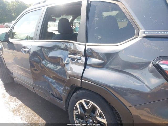 2025 SUBARU FORESTER PREMIUM 18