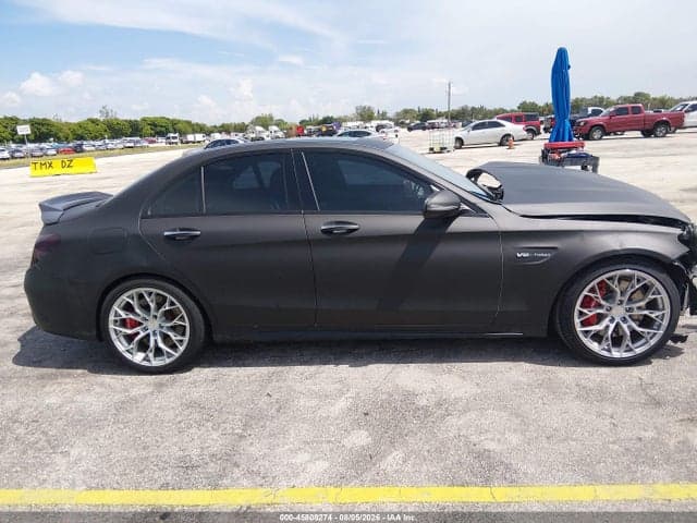 2018 MERCEDES-BENZ AMG C 63 13