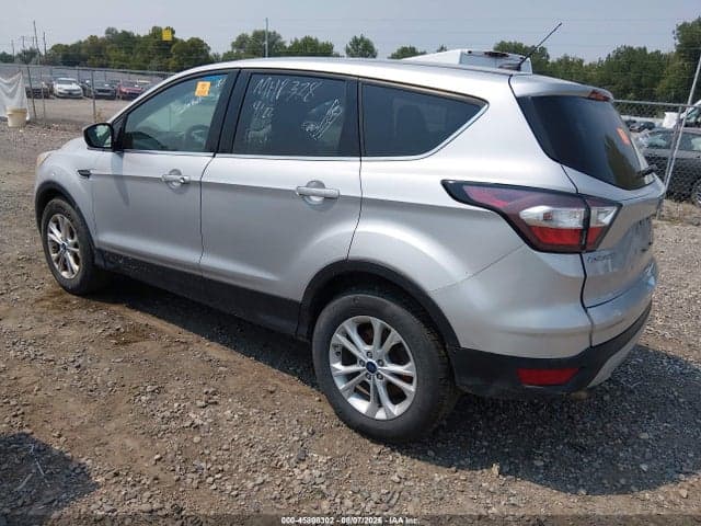 2017 FORD ESCAPE SE 3