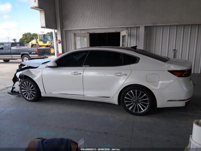 2017 KIA CADENZA PREMIUM 15