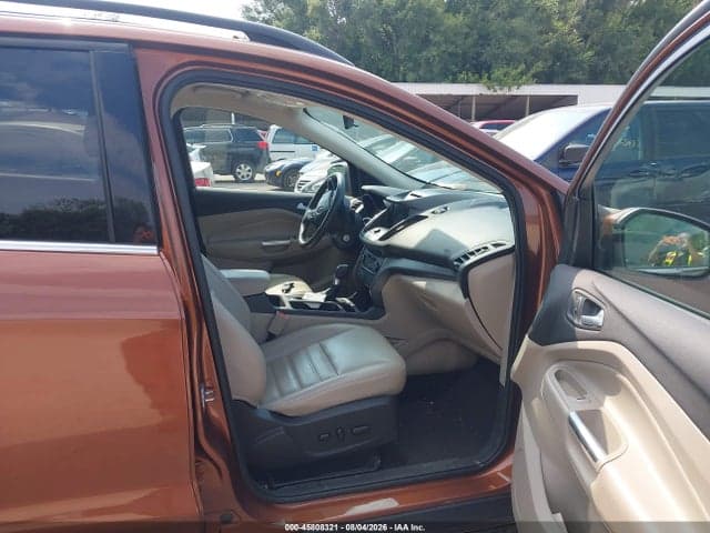 2017 FORD ESCAPE SE 5