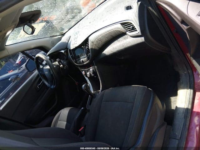 2018 CHEVROLET TRAX LT 5