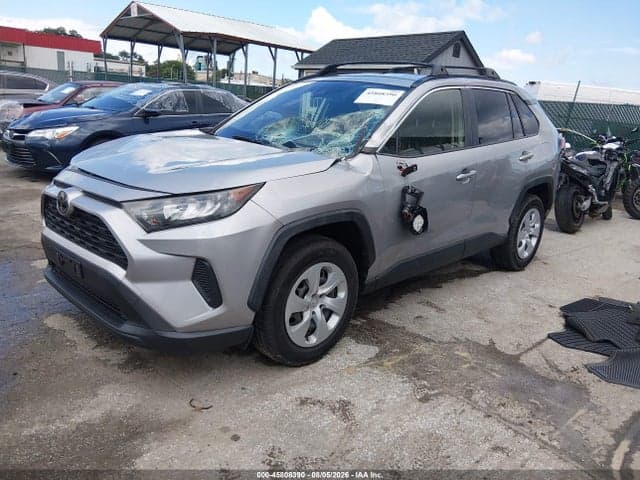 2019 TOYOTA RAV4 LE 2
