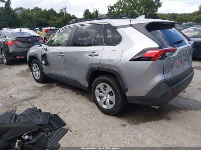 2019 TOYOTA RAV4 LE 3