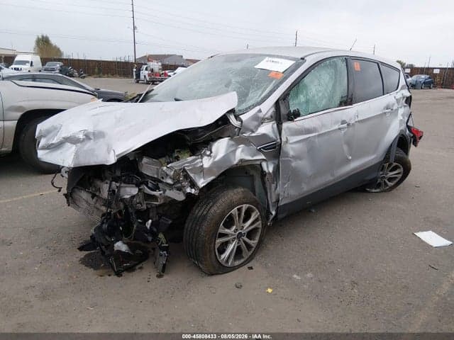 2017 FORD ESCAPE SE 2