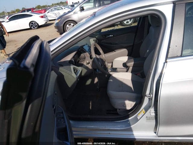 2018 CHEVROLET CRUZE LT AUTO 17