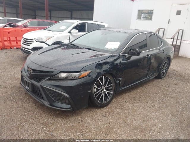 2021 TOYOTA CAMRY SE 2