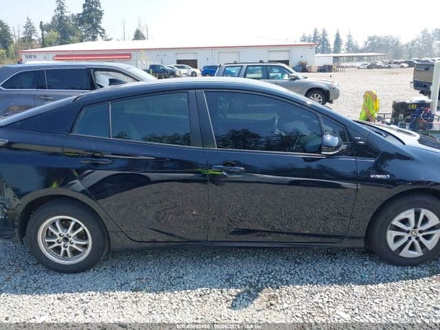 2017 TOYOTA PRIUS TWO 14