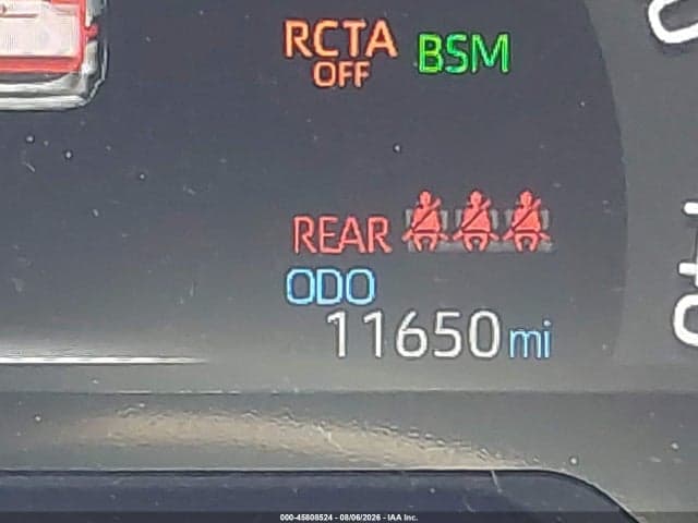 2025 TOYOTA RAV4 XLE 16
