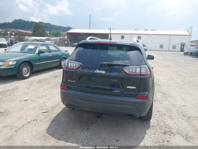 2019 JEEP CHEROKEE LATITUDE 4X4 16