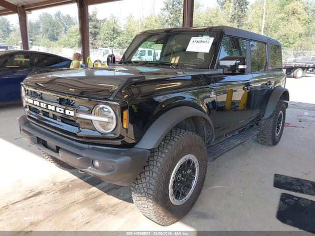 2024 FORD BRONCO OUTER BANKS 2