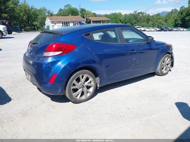2017 HYUNDAI VELOSTER 4
