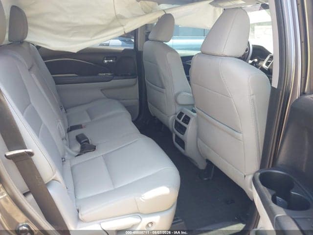 2017 HONDA PILOT EX-L 8